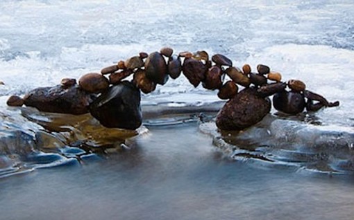 Top 10 Amazing Examples of Rock Balancing Art