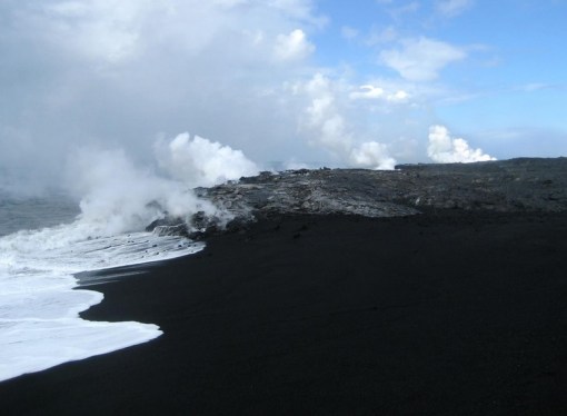 Top 10 Amazing & Unusual Coloured Beaches