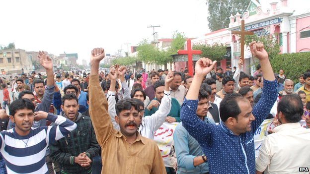 Christians protest in Faisalabad