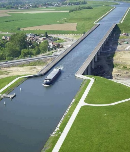 Top 10 Most Impressive and Amazing Aqueducts