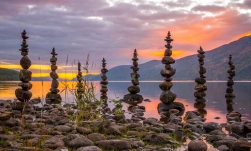 Top 10 Amazing Examples of Rock Balancing Art