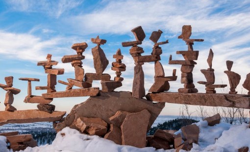 Top 10 Amazing Examples of Rock Balancing Art