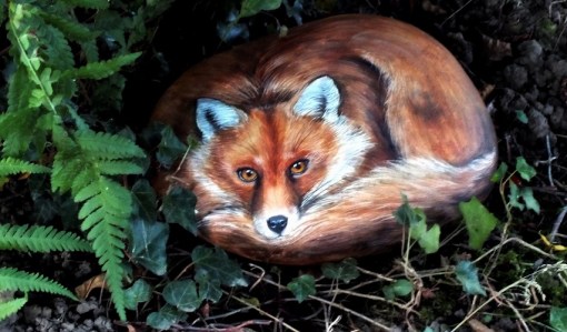 Top 10 Amazing Lifelike Animal Rock Art