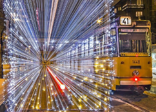 Top 10 Extended Exposure Images of Christmas Trams