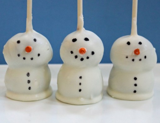 Snowman Brownie Pops