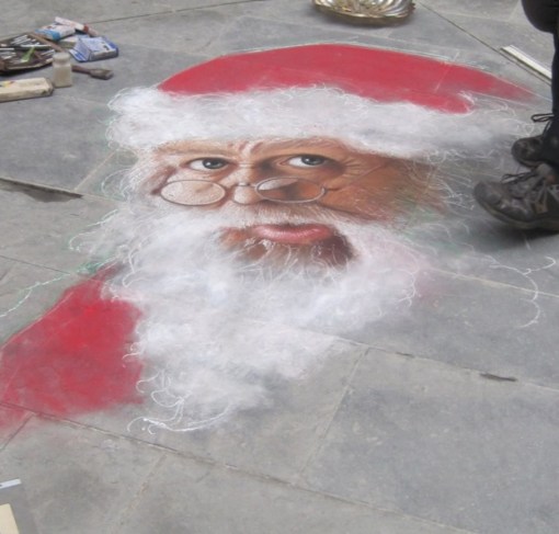 Top 10 Amazing Examples of Christmas Street Art