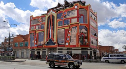 Top 10 Colourful Bolivian Mansions (Cholets)