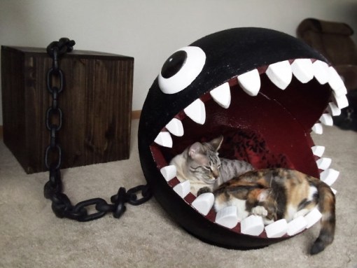 Top 10 Nerdy and Unusual Cat Beds