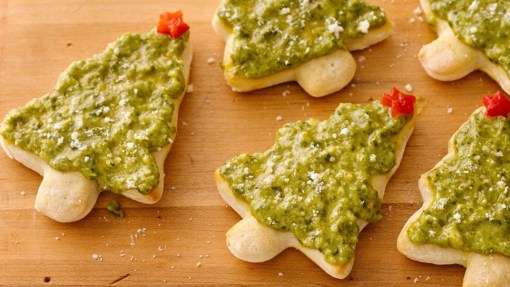 Pesto Christmas Tree Pizza Bites