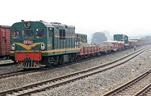 Regarding transport market share, a report shows that railways account for 3.2 percent of passenger market share and 1.9 percent of cargo market share.