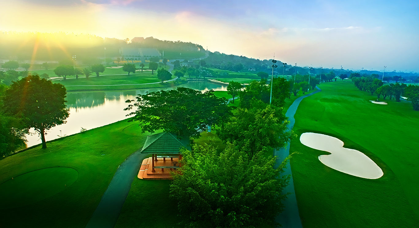 Long Thanh Golf Course is located in the southern economic triangle, about 40 minutes’ drive from Ho Chi Minh City centre.