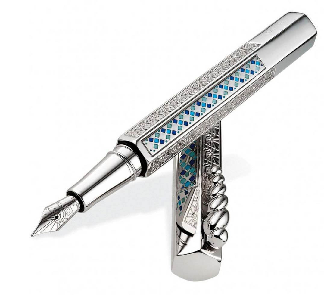 قلم La Modernista Diamond Carand’ Ache La من أجمل الأقلام الفاخرة