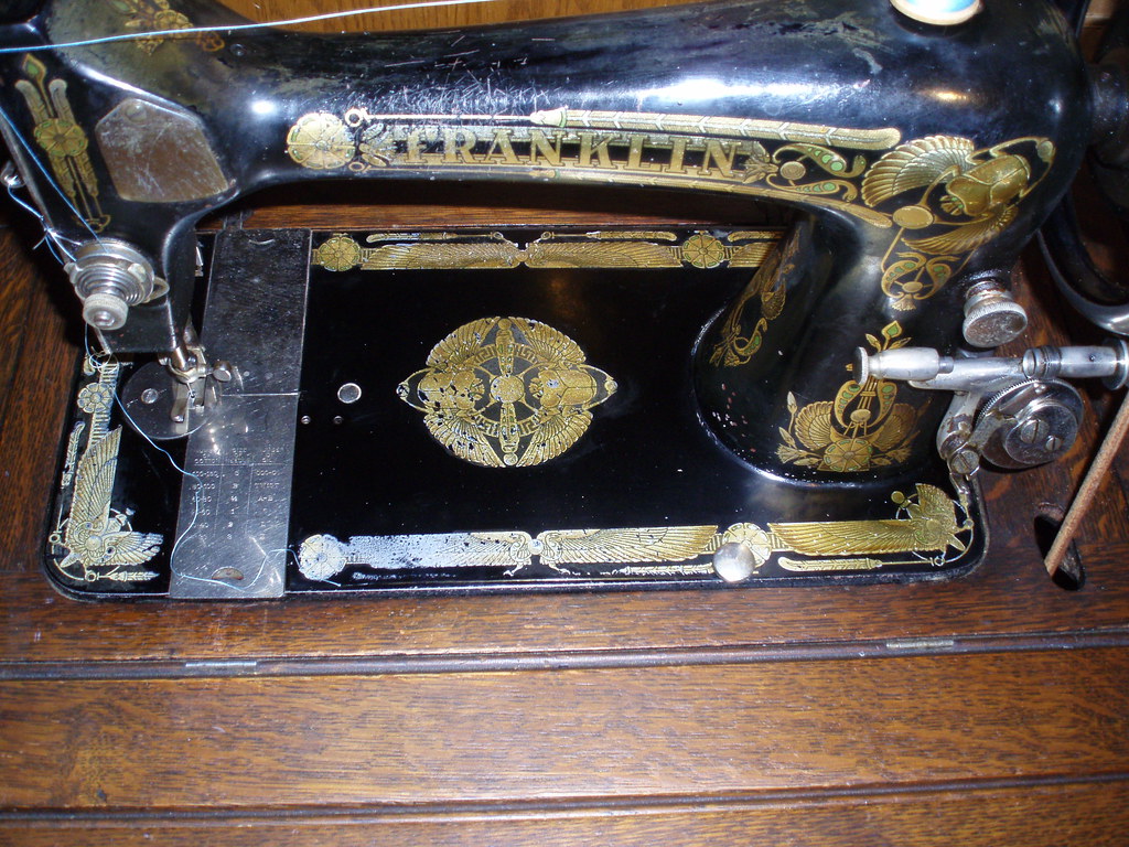 Vibrating Shuttle Franklin Sewing Machine