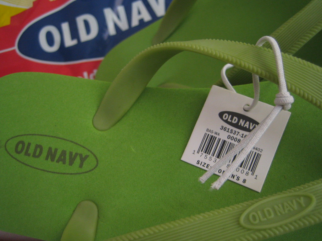 Old Navy limegreen size 8