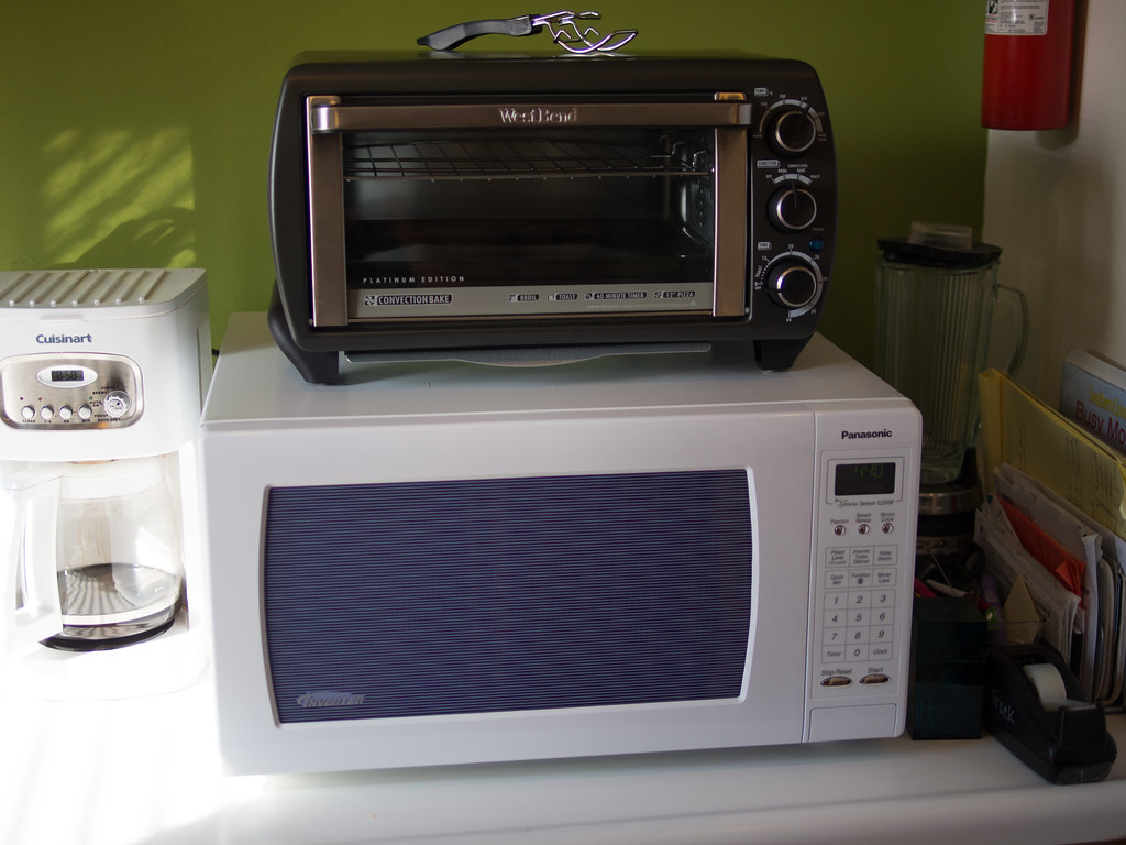 New microwave and toaster oven that we ordered saturday to replace ailing combo microwave and toaster oven