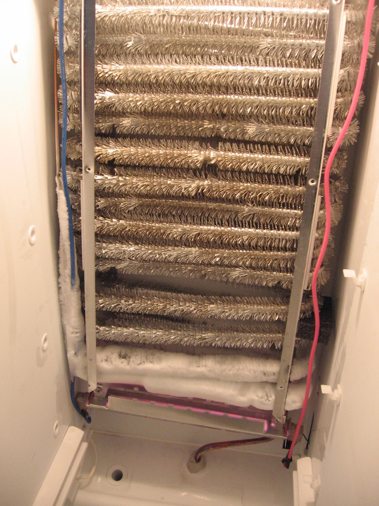 Evaporator with heater on and frost pattern only 2 rows