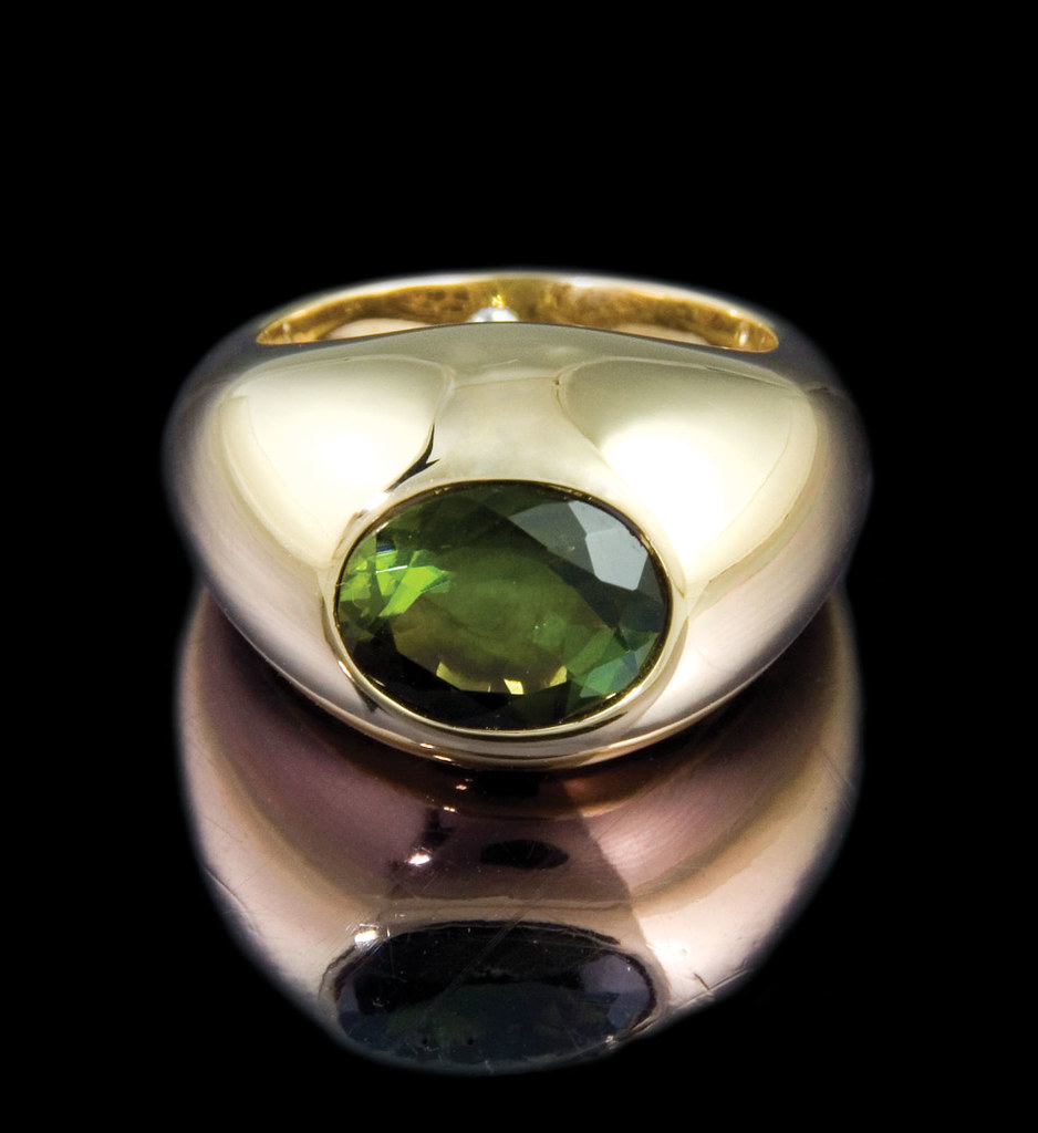 Green Tourmaline and 18ct yellow gold 'Bombe'  Cocktail Ring