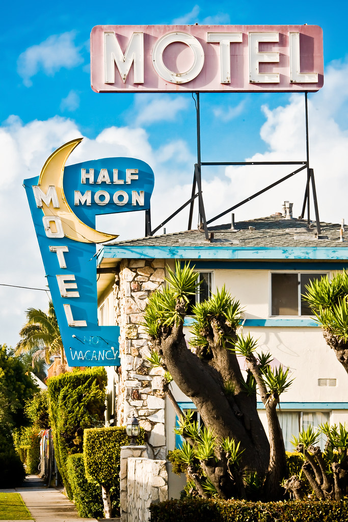Half Moon Motel