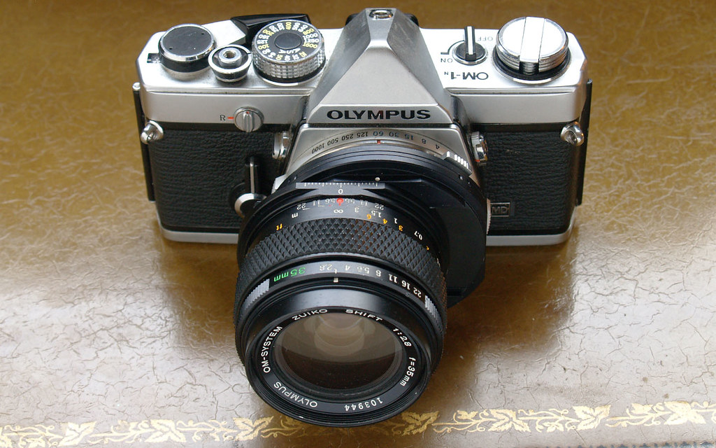 Olympus 35mm f/2.8 Zuiko Shift Lens