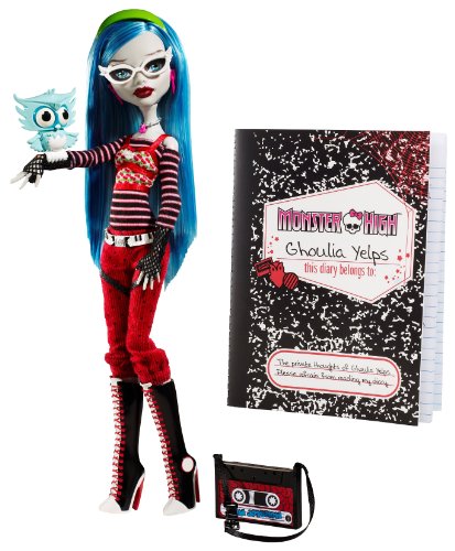 Monster High Ghoulia Yelps Doll with Pet Owl Sir Hoots A Lot
