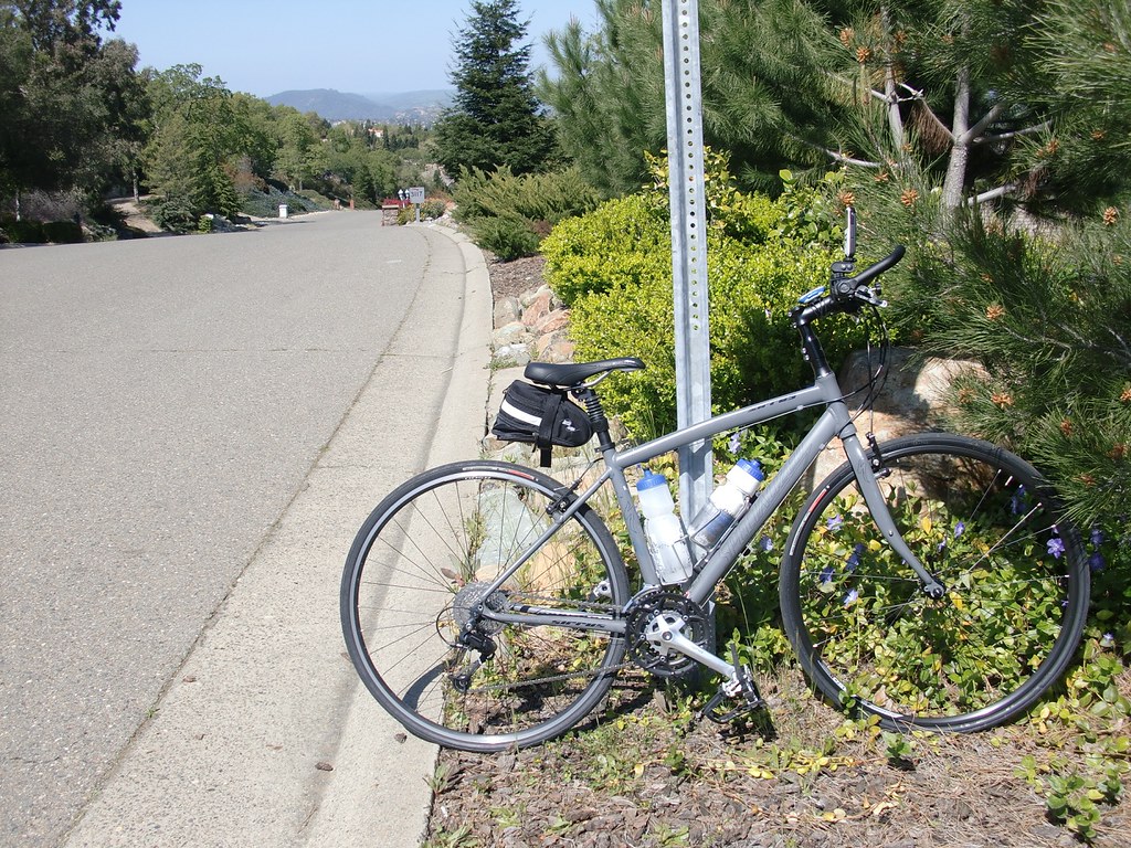 Specialized Sirrus near top of Ridgeview Drive