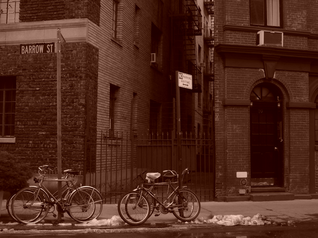 bikes on barrow street