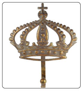 Hook Queen Crown Motif