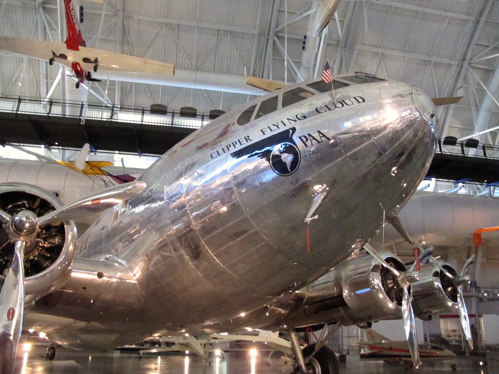 BOEING 307 STRATOLINER CLIPPER FLYING CLOUD