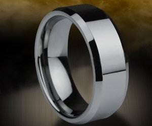 TUNGSTEN RINGS FOR MEN SIZE 11 - (Tungsten Carbide Ring 8mm) High Quality Polished Tungsten wedding band, Tungsten wedding ring or Anniversary Ring. Tungsten Mens Rings are comfort fit
