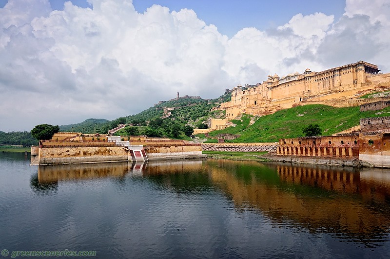 Amber Fort, view from the lake, Jaipur