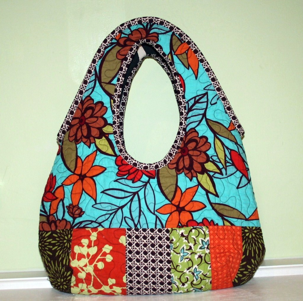 Reversible Hobo - Quilted Side