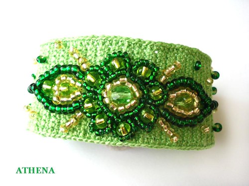 Crochet bracelet - GREEN ORIENT