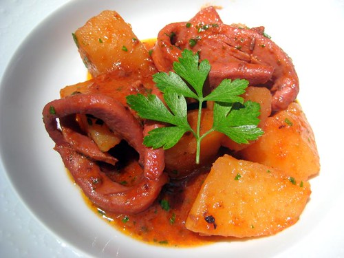Totani e patate (cuttlefish and potatoes)
