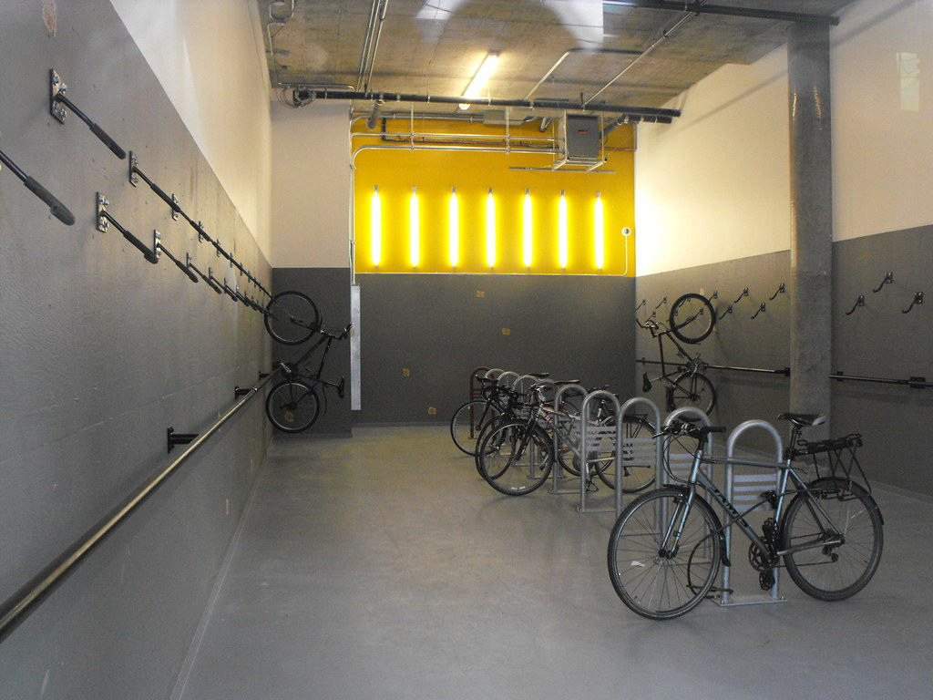 Atrium bike room 2 026