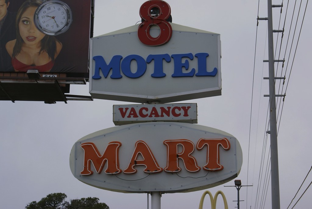 Motel 8