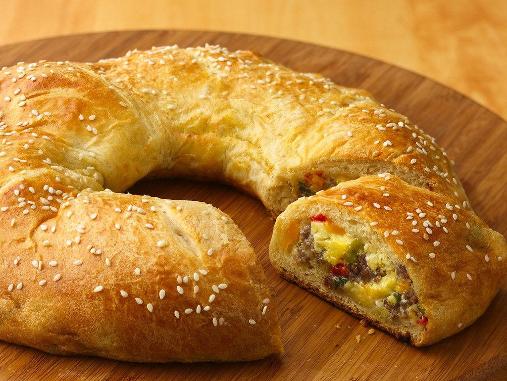 Egg and Sausage Breakfast Ring Recipe