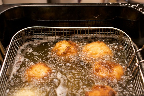 Chanukah Tradition: Frying!