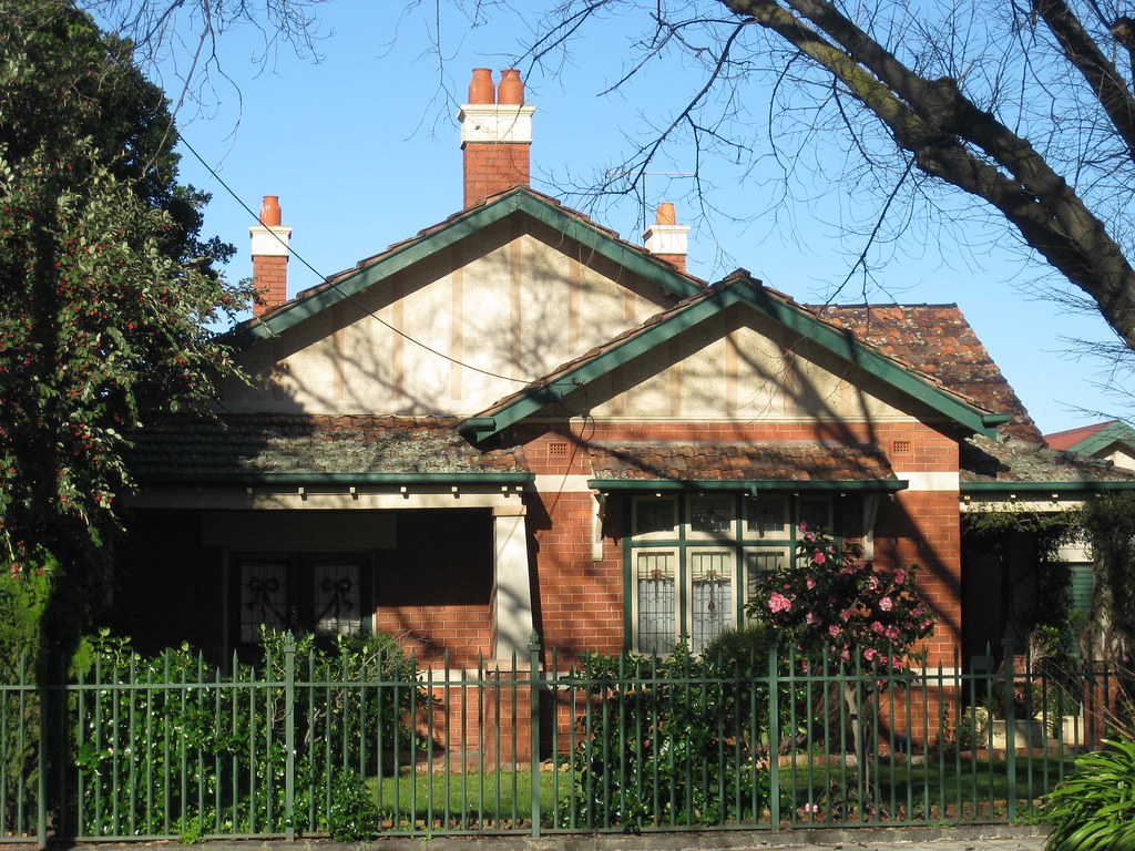 A Queen Anne Style Villa - The Grove, Coburg