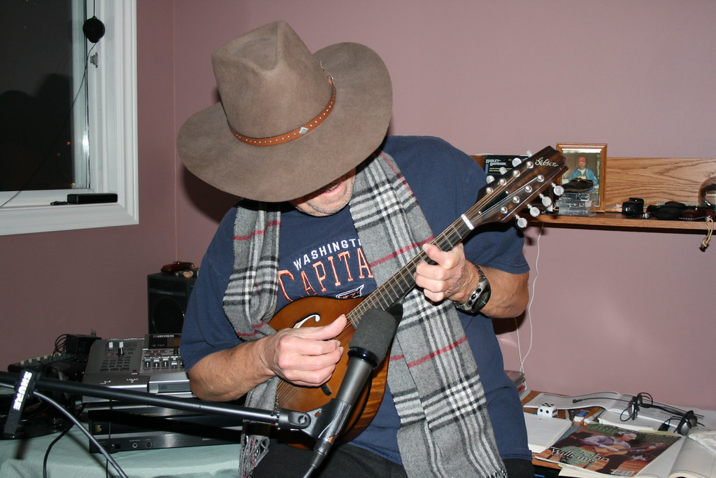 Gibson A9 mandolin