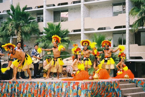Photo Hunt: Word List #15-Luau at Imperial Palace