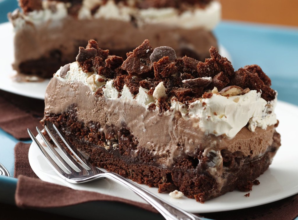 Malt Shoppe Memories Ice Cream Cookie Cake Recipe