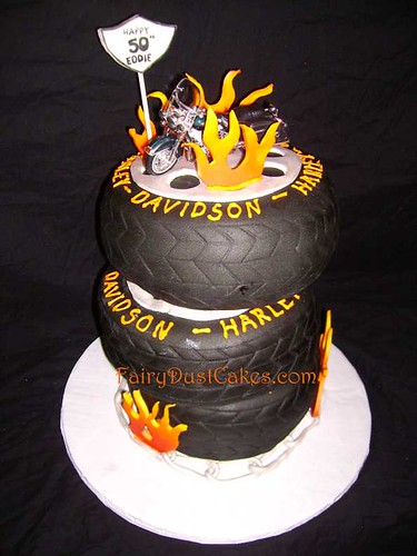 harley davidson motorcylce tires cake