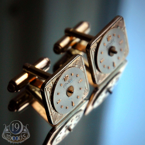 UNIQUE Steampunk Vintage Watch Face Cufflinks by 19 Moons SOPHISTRY