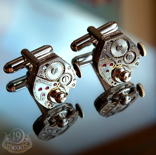 TIME LORD Steampunk Vintage Watch Movement Cufflinks by 19 Moons