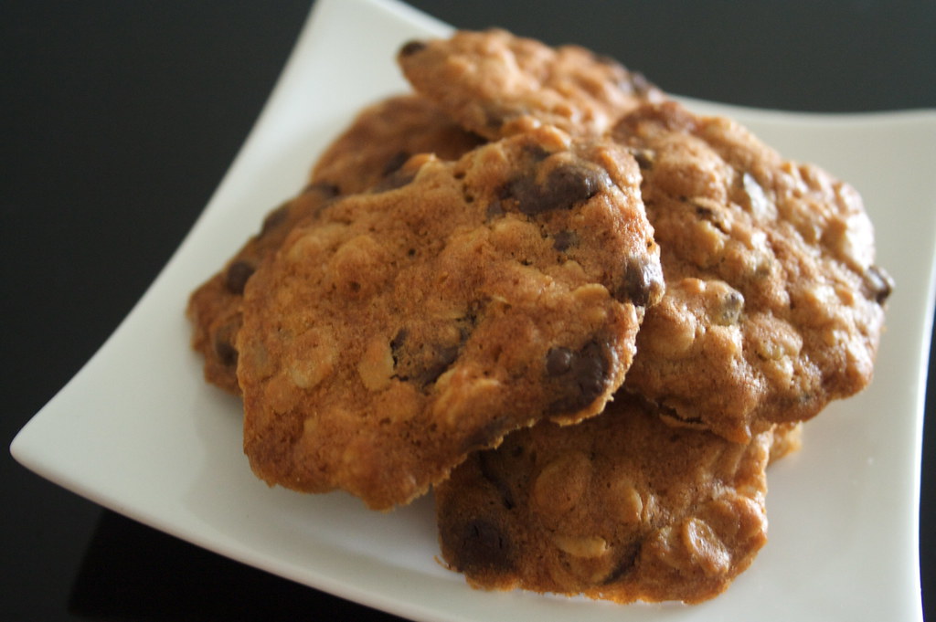 Chocolate Chip & Rolled Oat Cookies