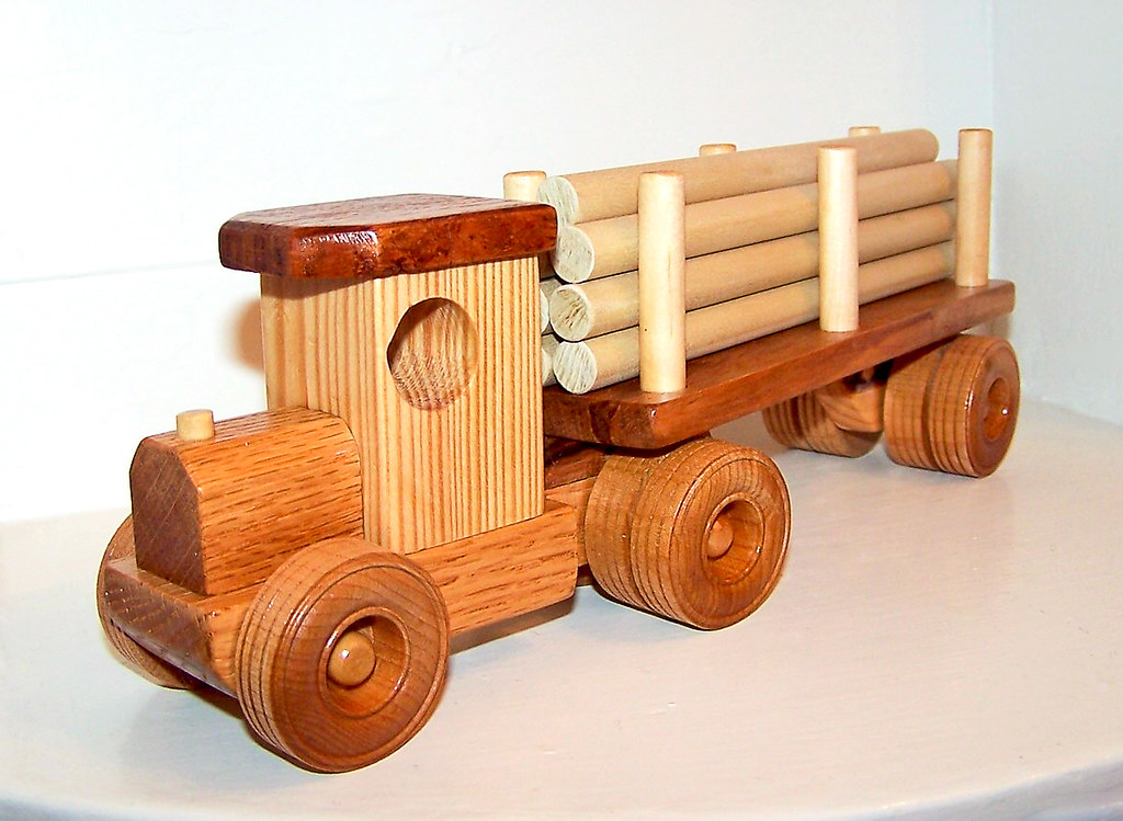 Old Timie log truck with removable trailer and logs