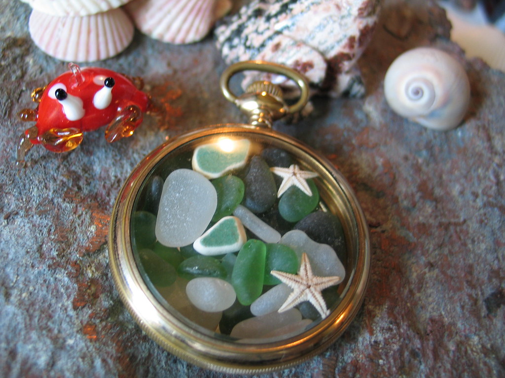 Pocket Watch filled with Sea Glass green