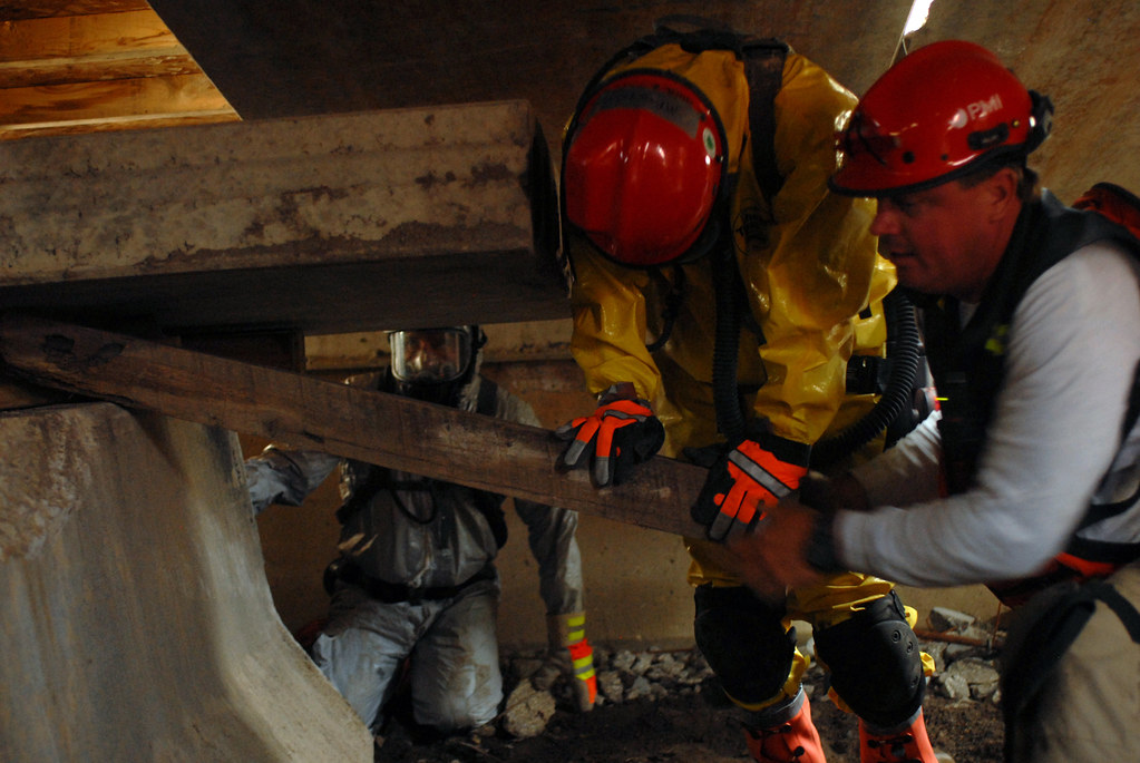 California National Guard disaster-response teams practice their life-saving skills during Joint Patriot 2011