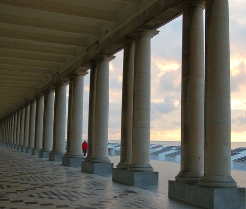Columns of Thermae Palace Hotel