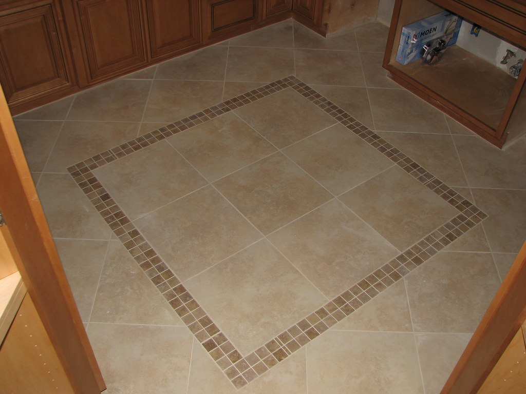 Kitchen floor pattern - Late Sept 016